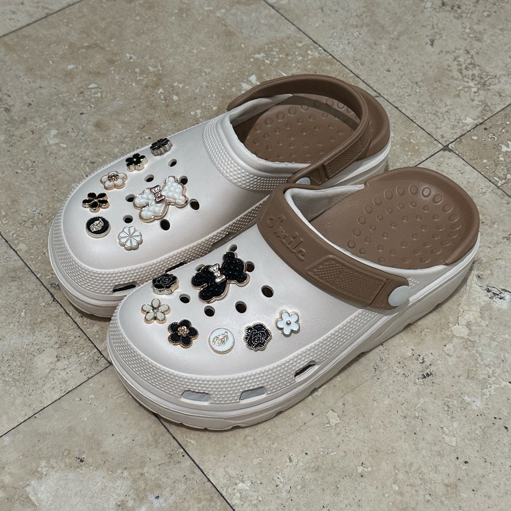 Waterproof sandals